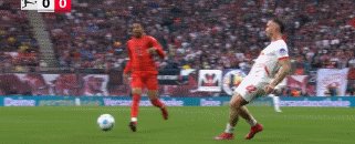 1746279600635088870.gif 牛仁09.gif